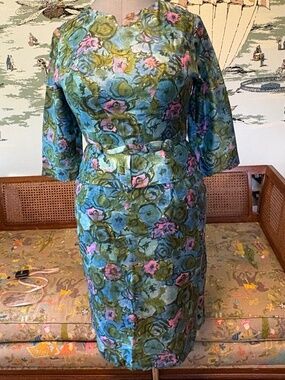 RARE 1950s Vintage Silk Watercolor Wiggle Dress Medium/Large